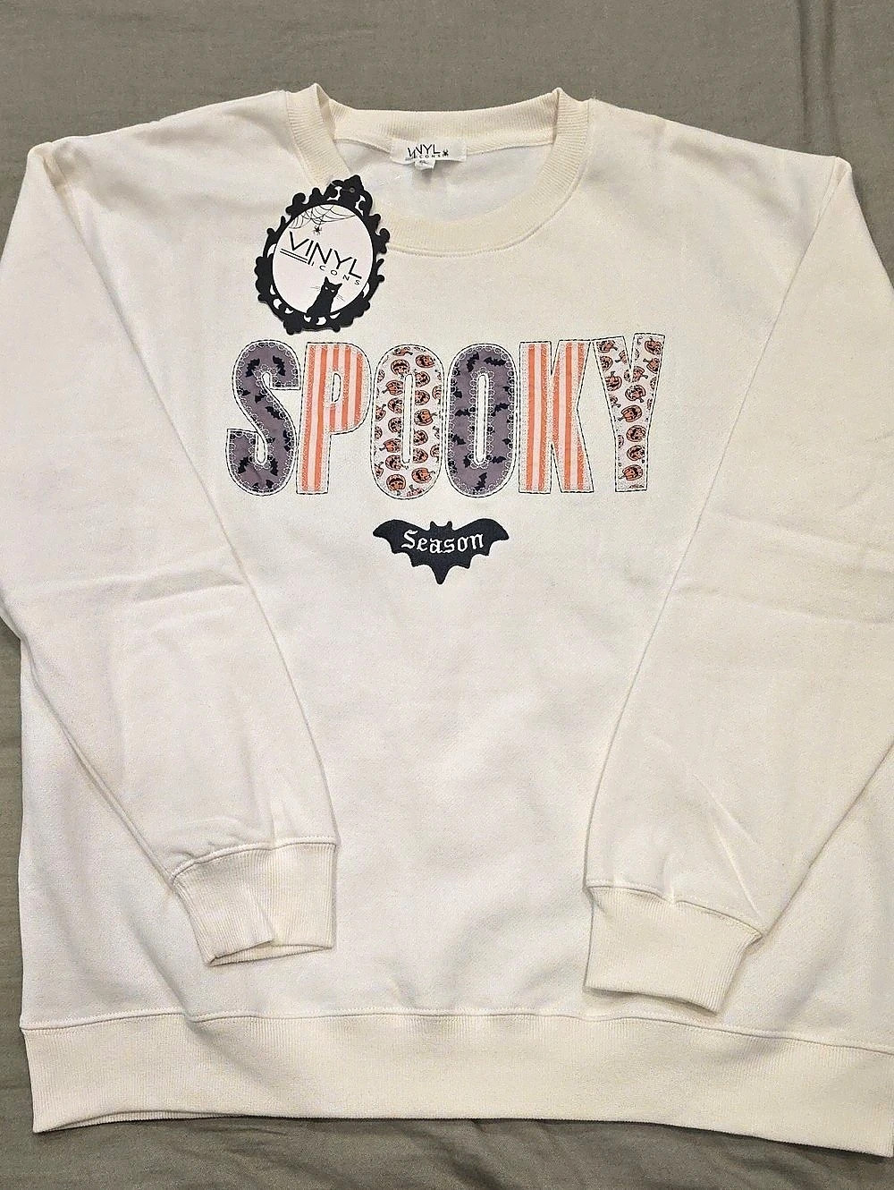 Vinyl Icons Spooky Season Graphic Sweatshirt Cream & Purple Large